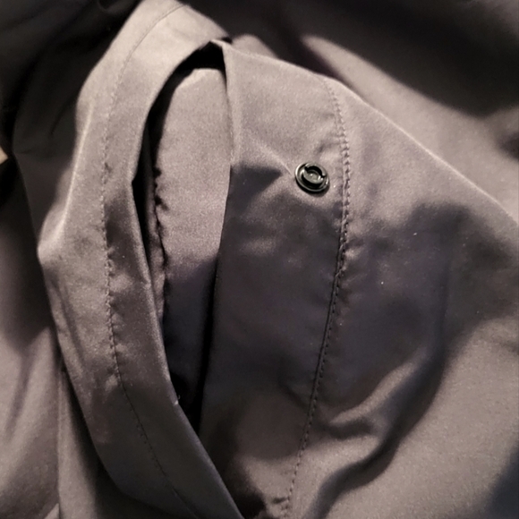 Nike Miler Men's Repel Running Lightweight Hooded Jacket - Picture 10 of 15